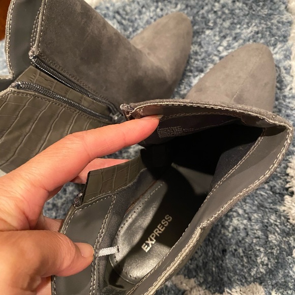 Express Boots - Picture 4 of 4